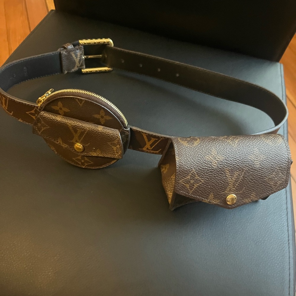 Louis Vuitton women’s  Monogram Belt Bag